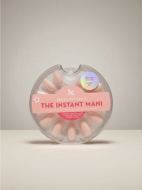 Olive & June GH Instant Mani NWT | Medium Length 💅 | Press-On Perfection